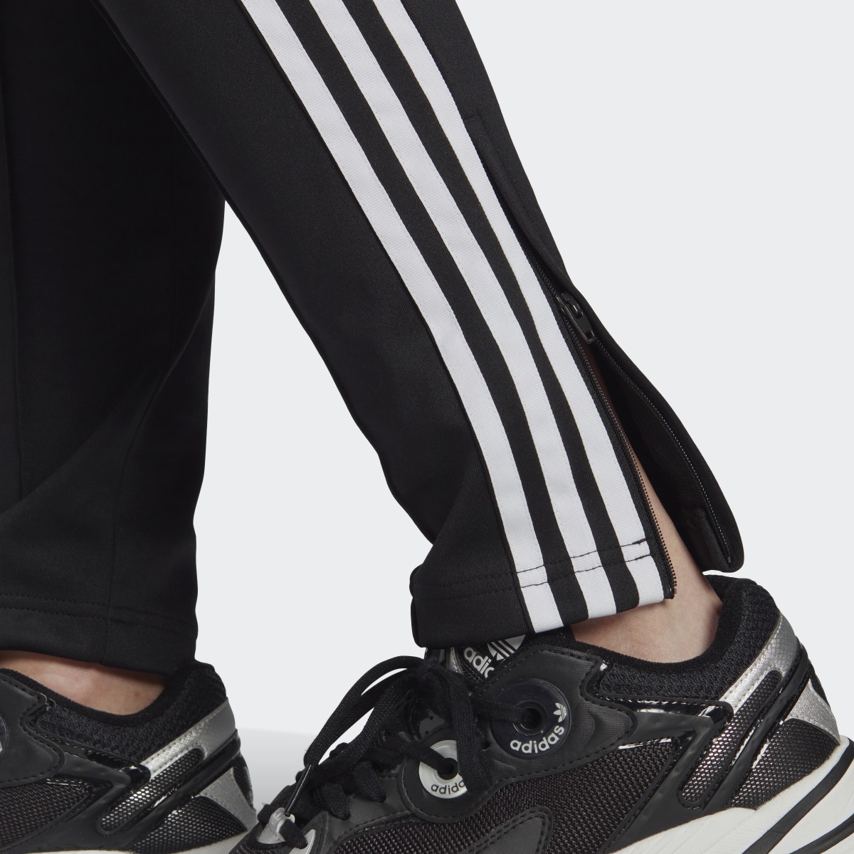 Adidas Track pants adicolor SST. 6