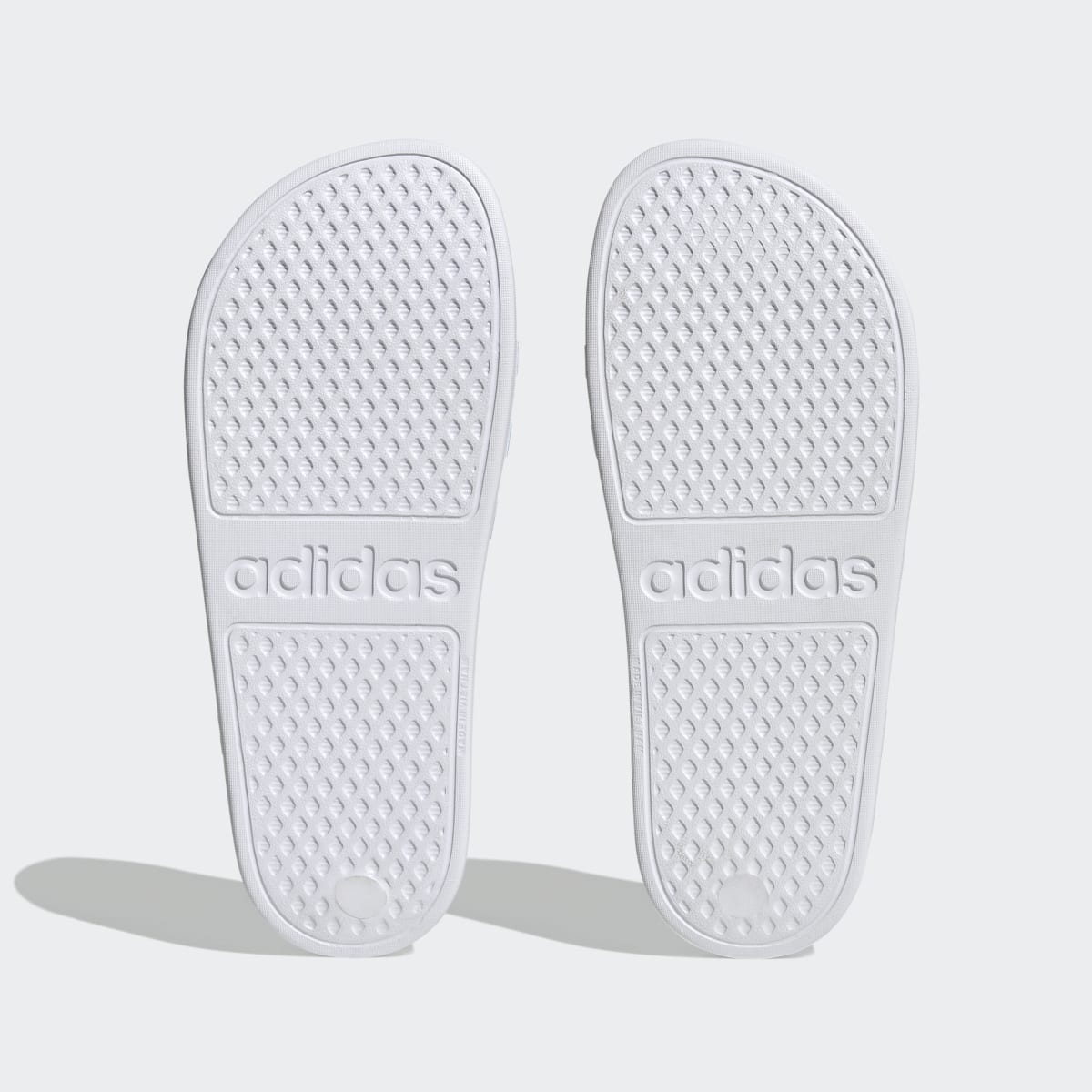 Adidas Aqua adilette. 4