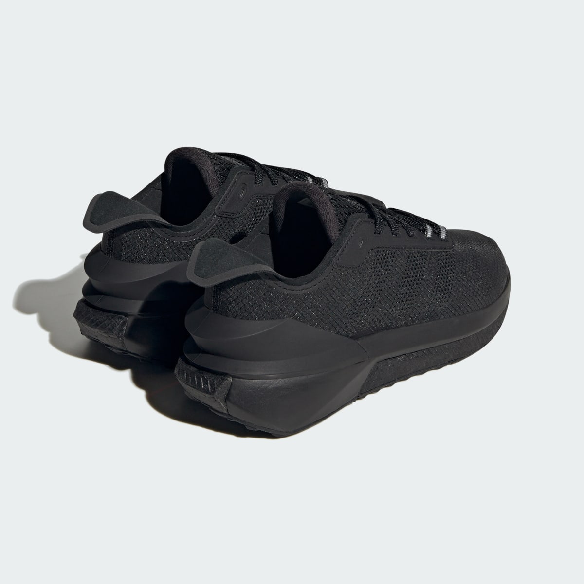 Adidas Chaussure Avryn Enfants. 6