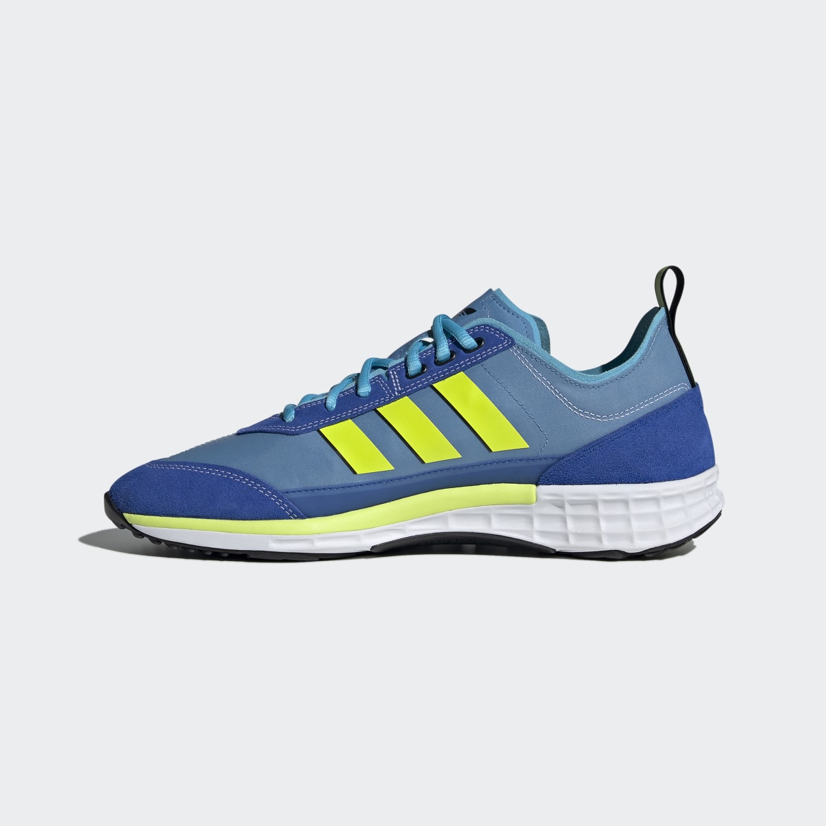 Adidas Chaussure SL 7200. 7