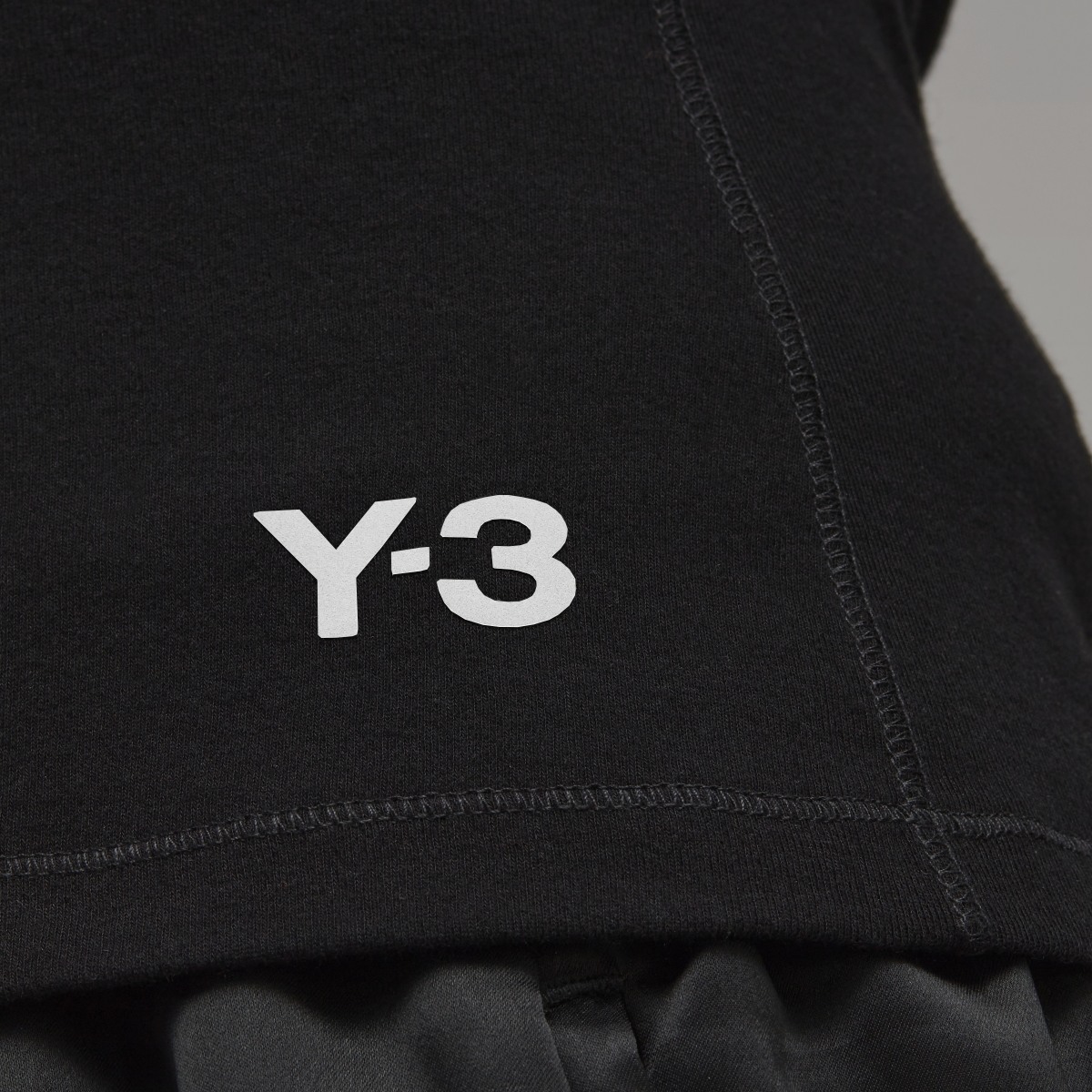 Adidas Y-3 Fitted Long Sleeve Long-Sleeve Top. 6