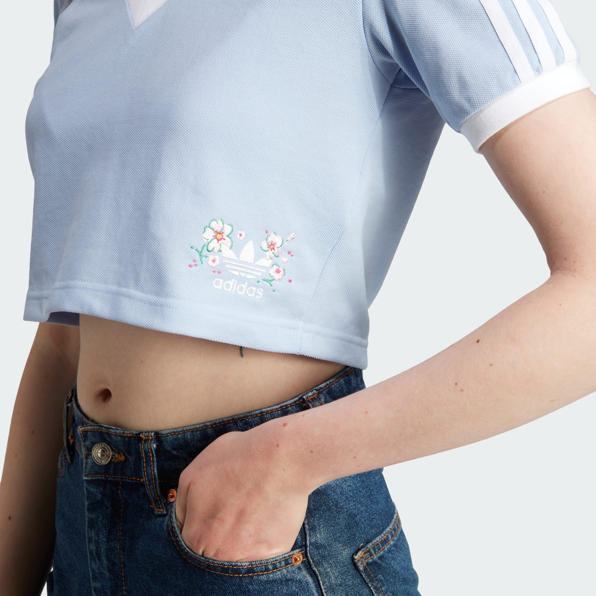 Adidas Crop Poloshirt. 4