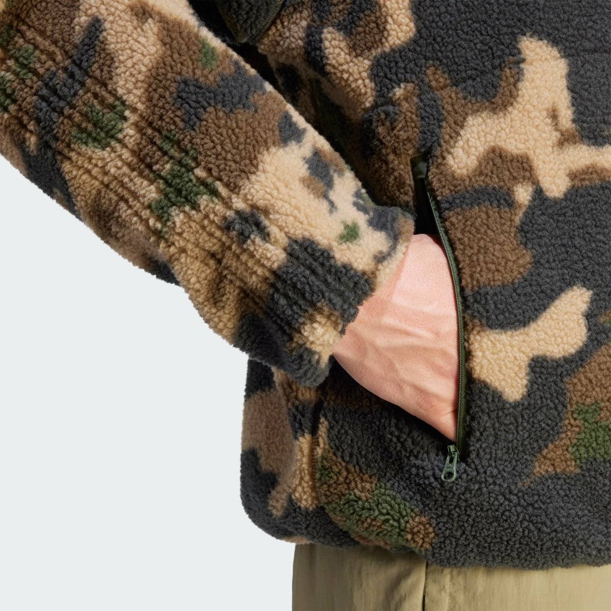 Adidas Graphics Camo Reversible Fleece Jacket. 8