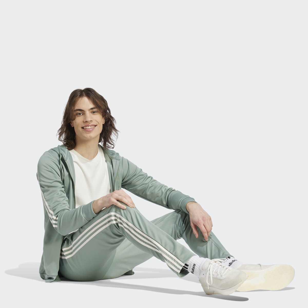 Adidas 3-Stripes Tracksuit. 4