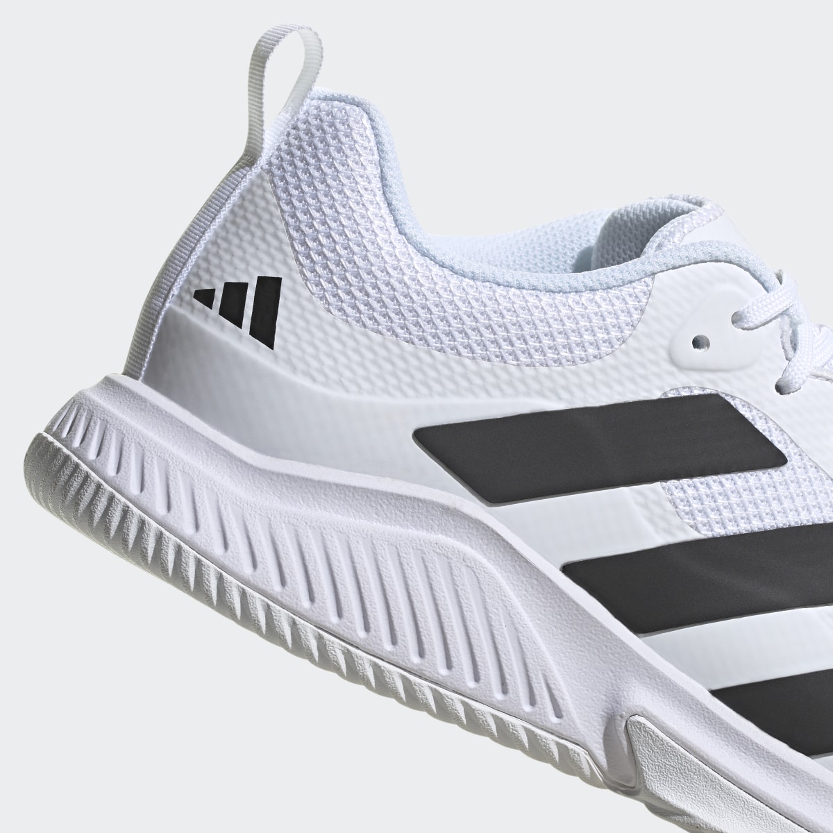 Adidas Scarpe Court Team Bounce 2.0. 10