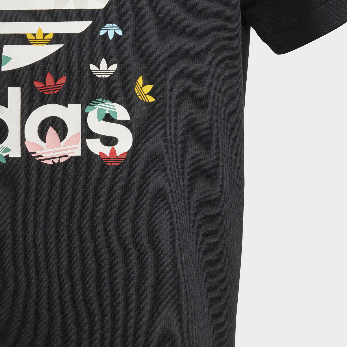 Adidas Playera. 4 Adidas Playera. 4