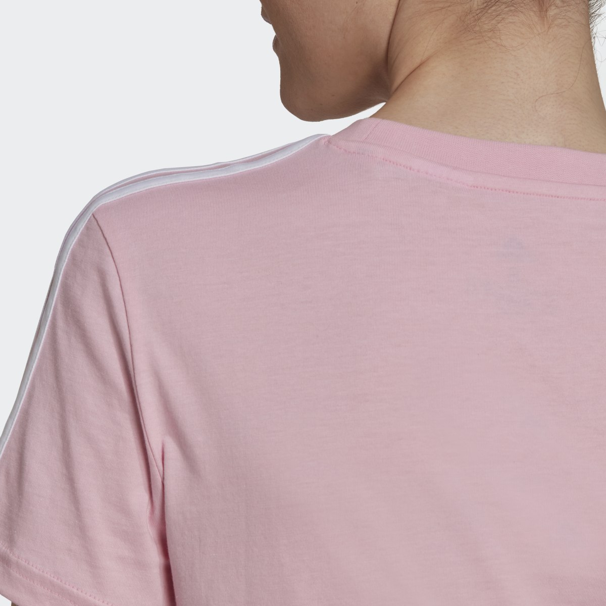 Adidas T-shirt LOUNGEWEAR Essentials Slim 3-Stripes. 7