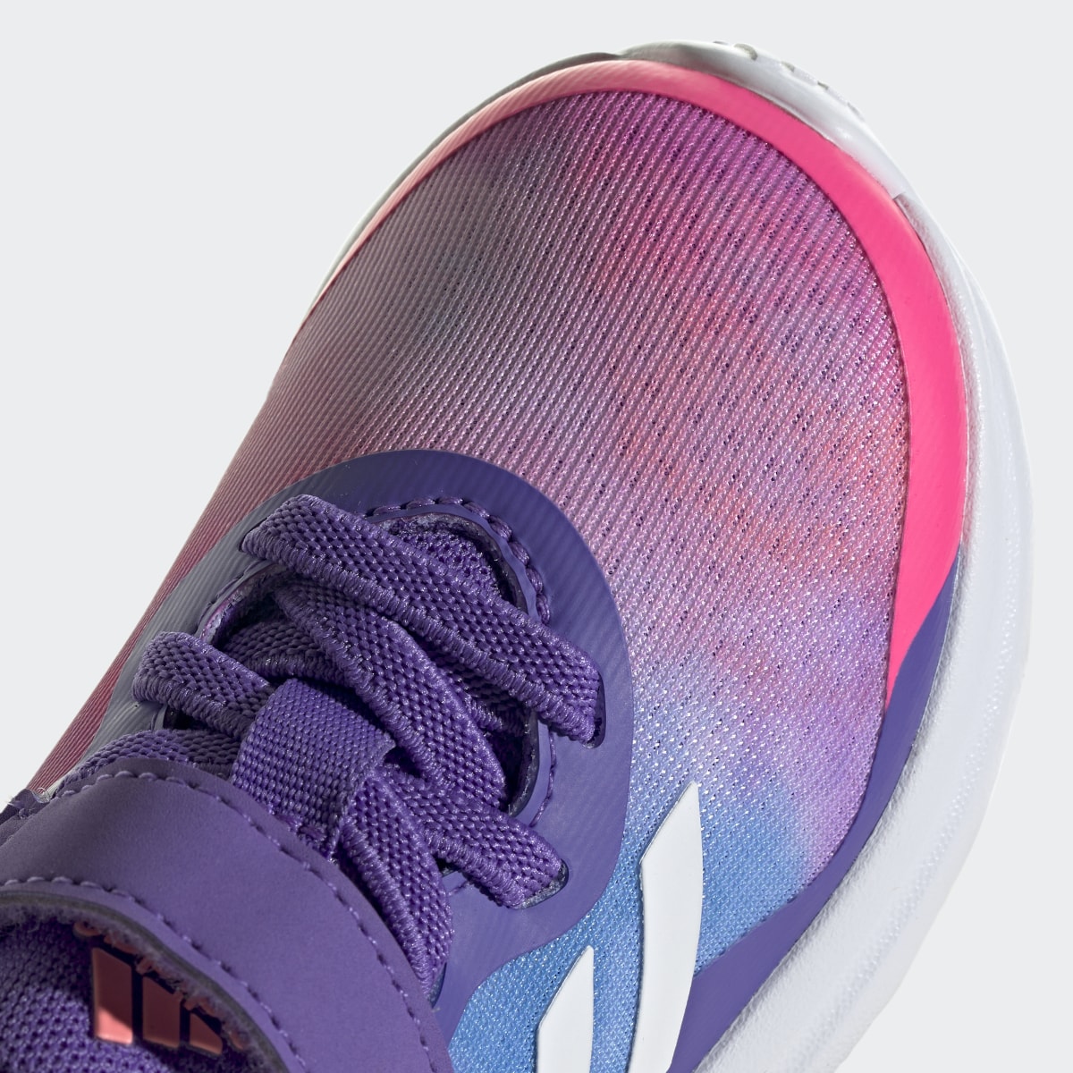 Adidas Chaussure de running graphique à scratch et lacets élastiques FortaRun Journée internationale des femmes. 8