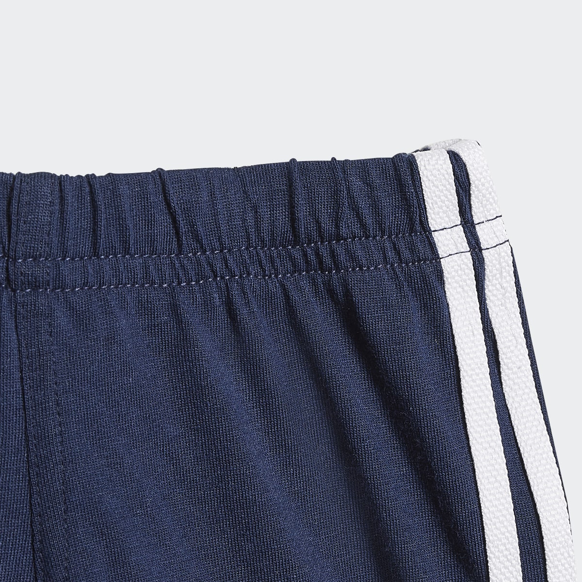Adidas Trefoil Shorts und T-Shirt Set. 9