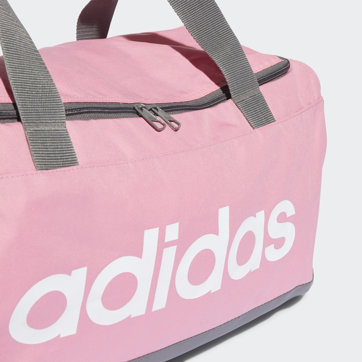 Adidas Bolsa de viaje mediana Essentials Logo. 6