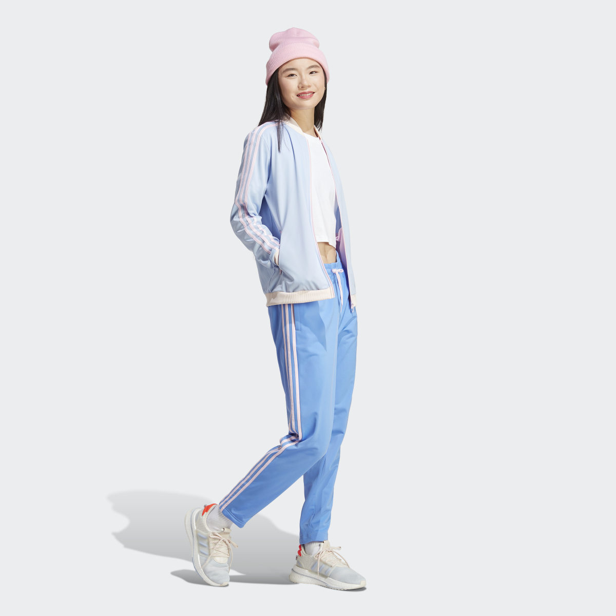 Adidas Survêtement Essentials 3-Stripes. 4