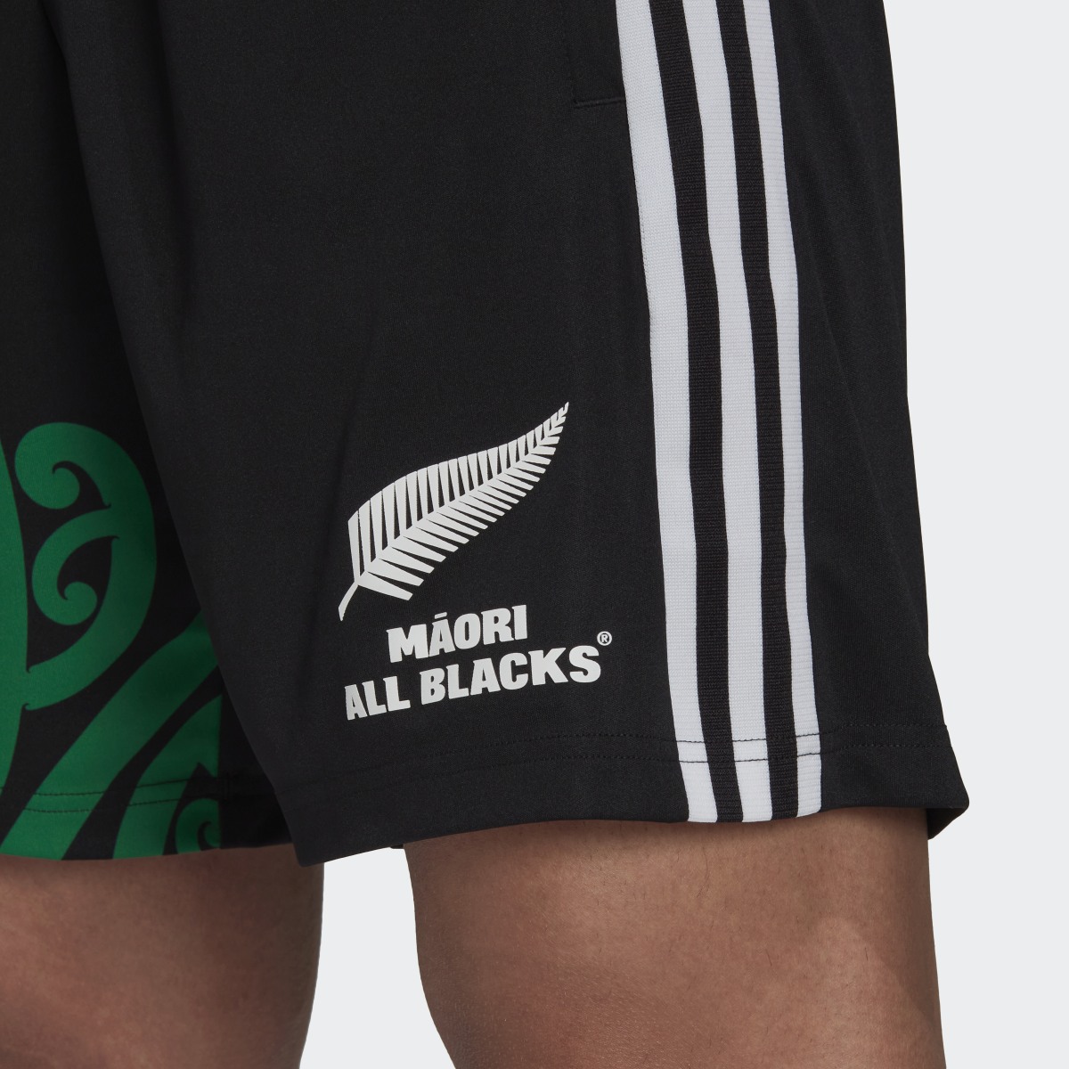 Adidas Maori All Blacks Rugby Gym Shorts. 6