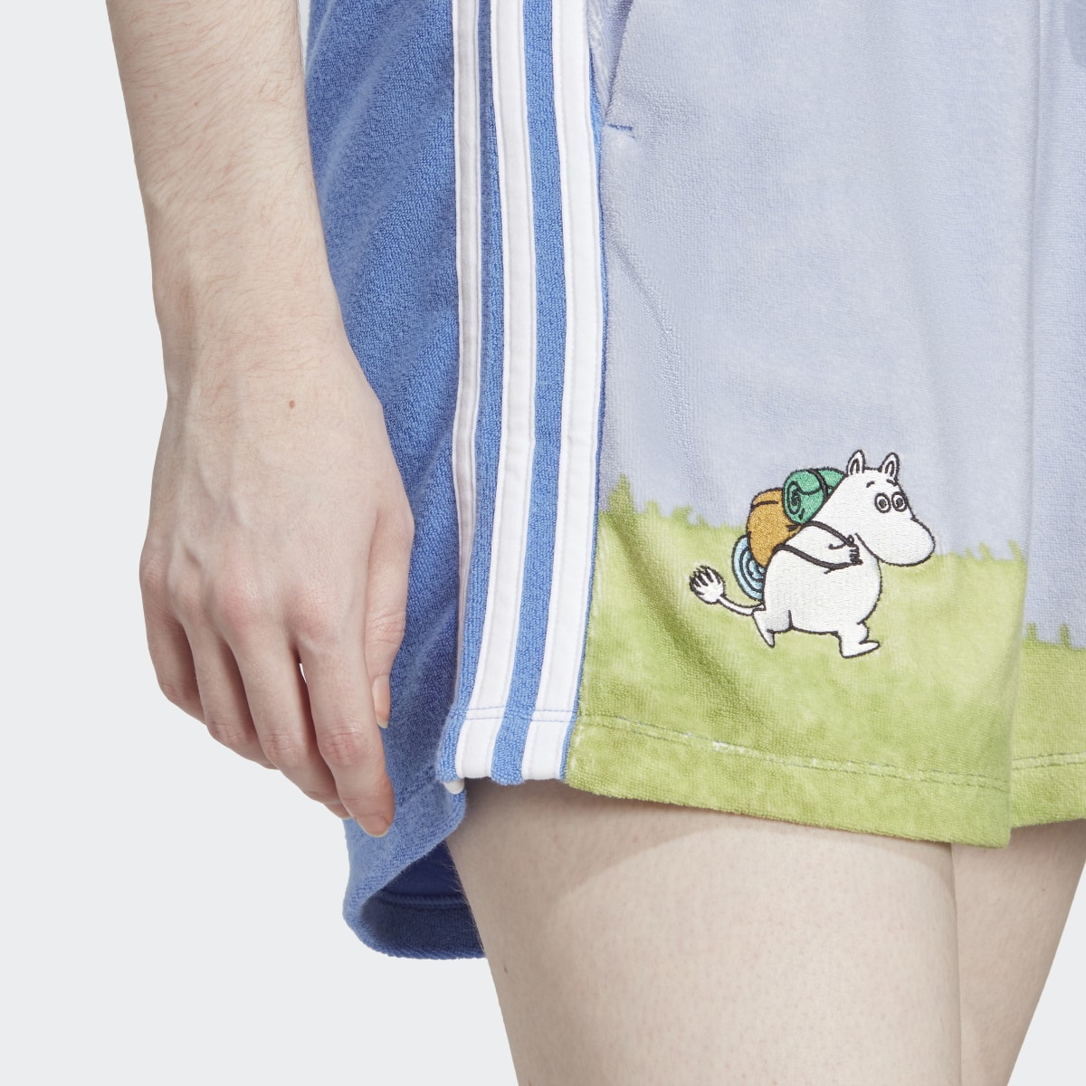 Adidas Originals x Moomin 3-Stripes Shorts. 5