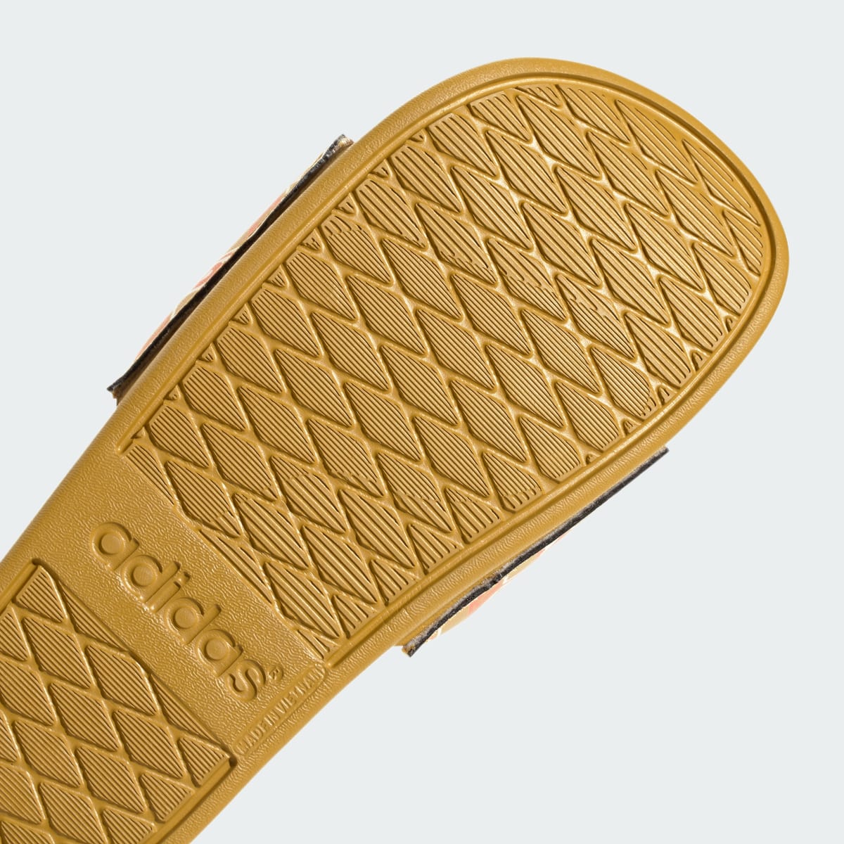 Adidas adilette Comfort Sandale. 9