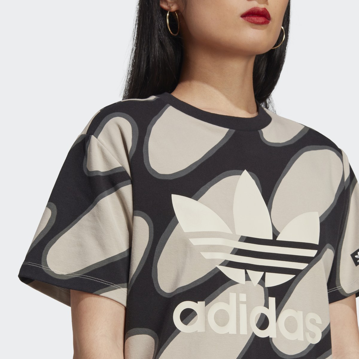 Adidas Camisa Marimekko Allover Print. 6