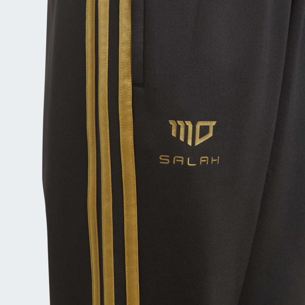 Adidas Mo Salah 3-Streifen Hose. 5