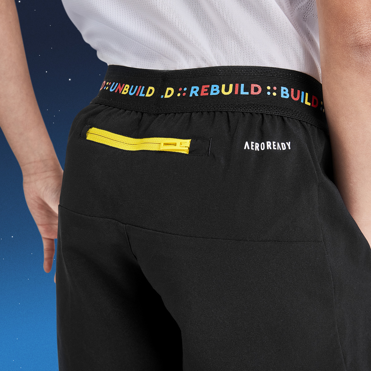 Adidas Pantalón corto adidas x LEGO® Play Woven. 8