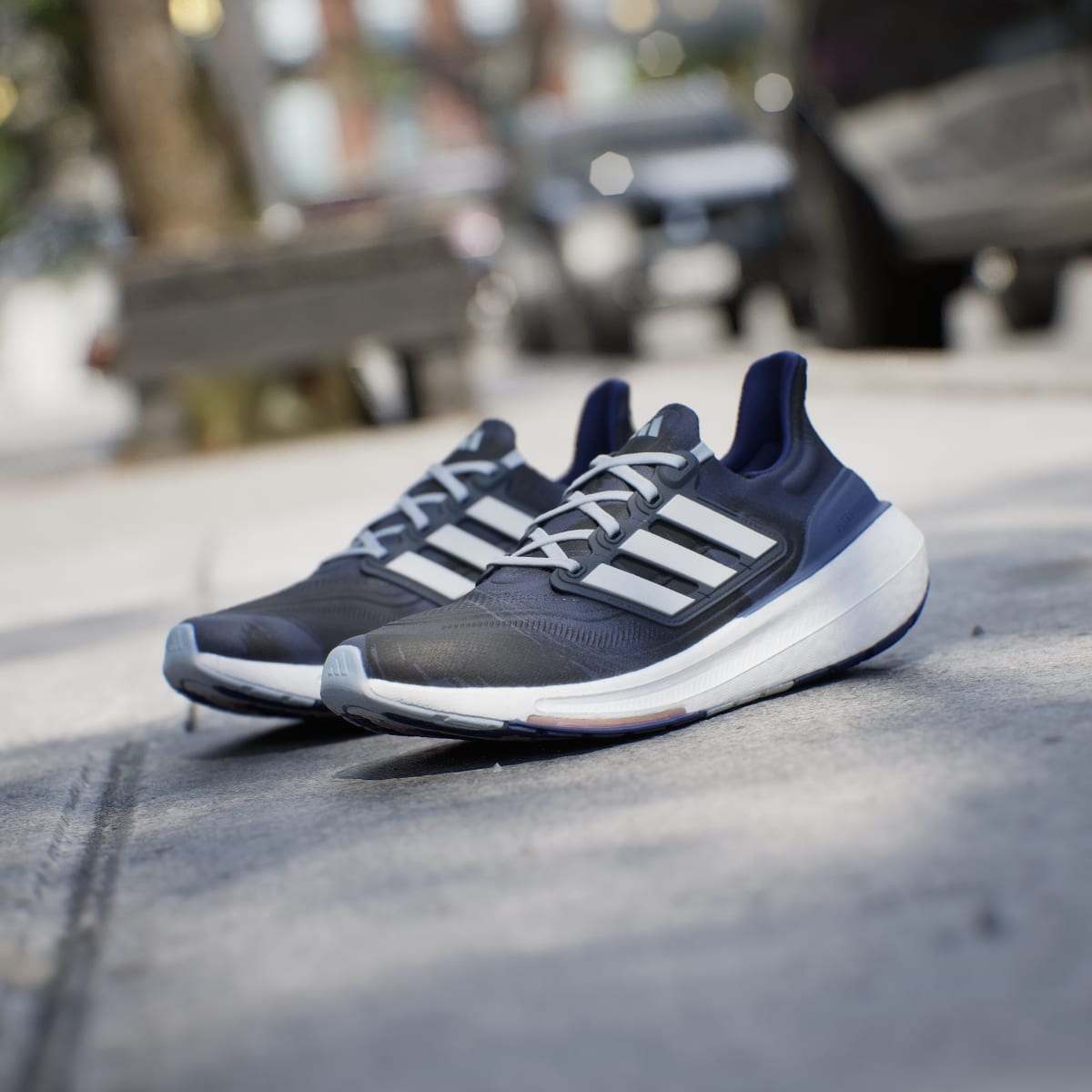 Adidas Tenis Ultraboost Light 23. 5