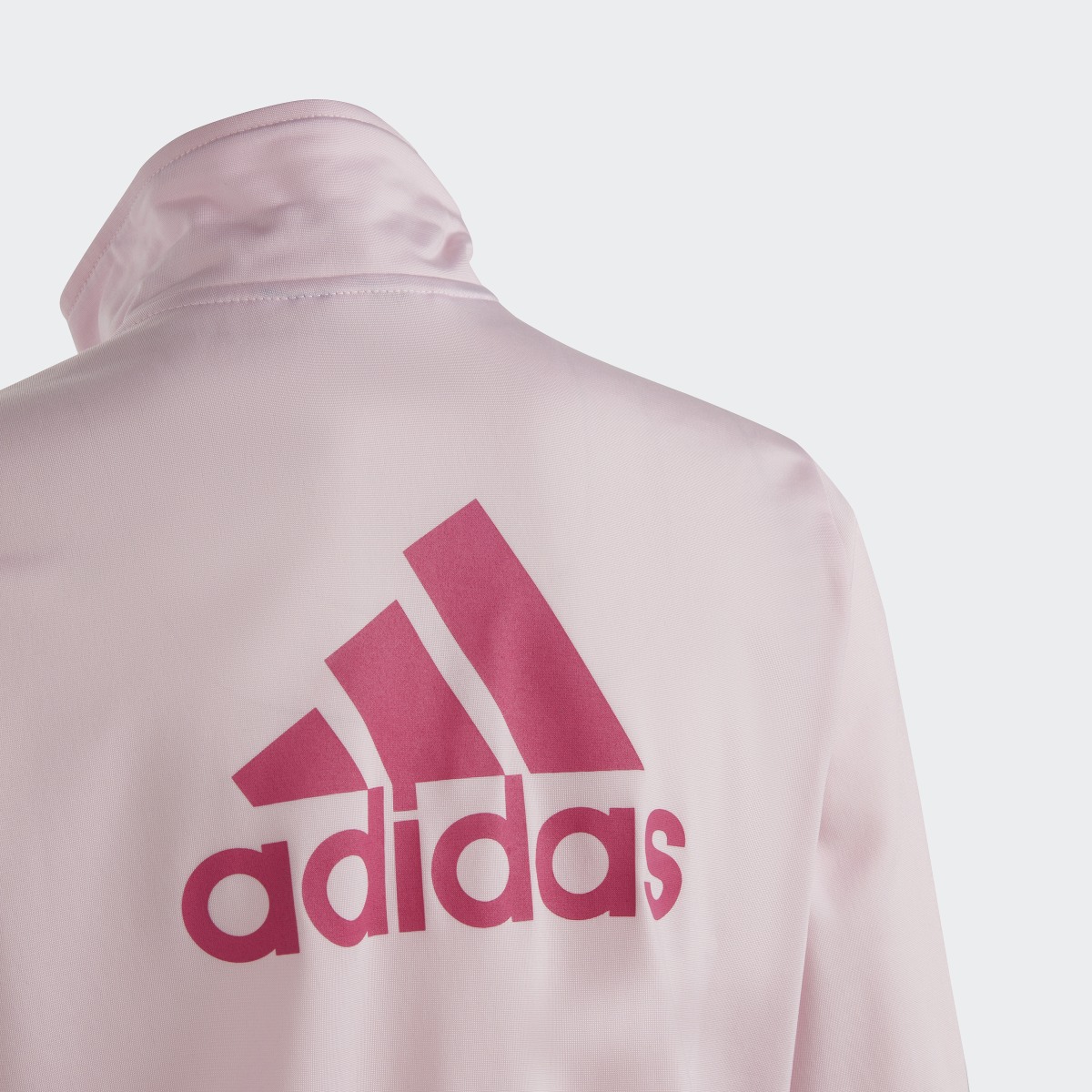 Adidas Conjunto Essentials Big Logo. 7