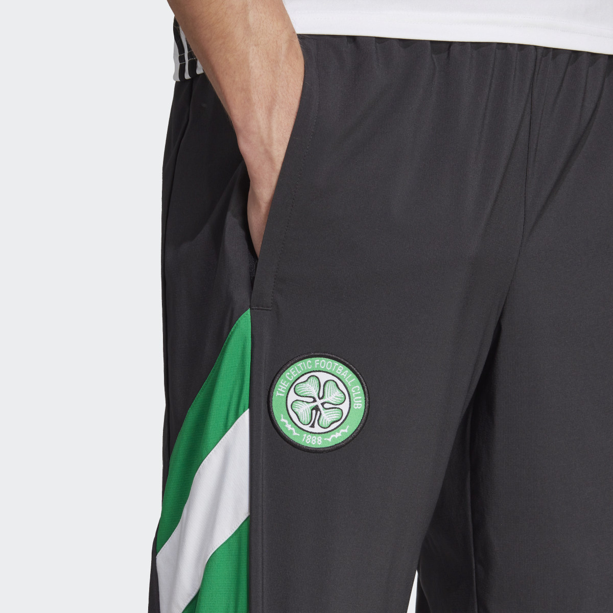 Adidas Celtic FC Icon Woven Hose. 5