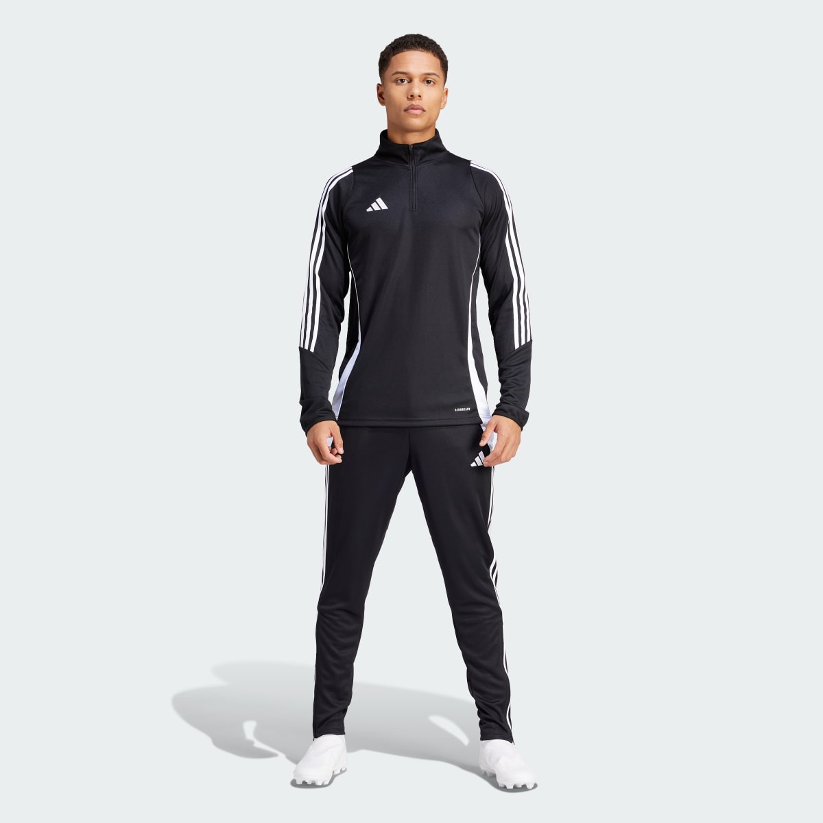 Adidas Pantalón entrenamiento Tiro 24. 5