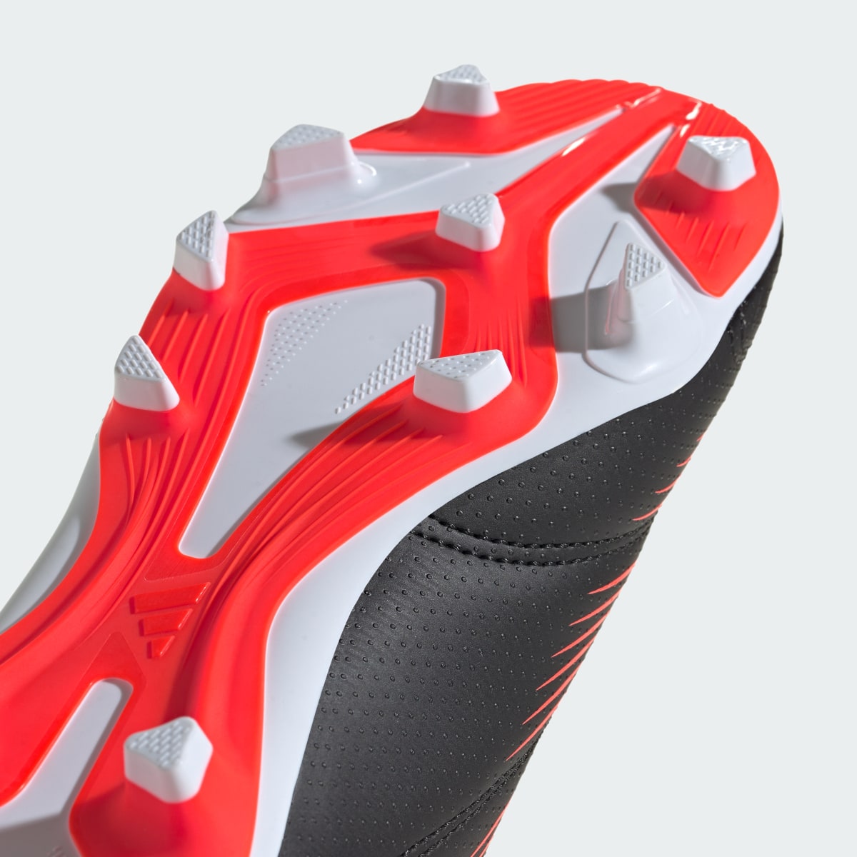 Adidas Calzado de fútbol Predator 24 Club Sock Multiterreno. 9