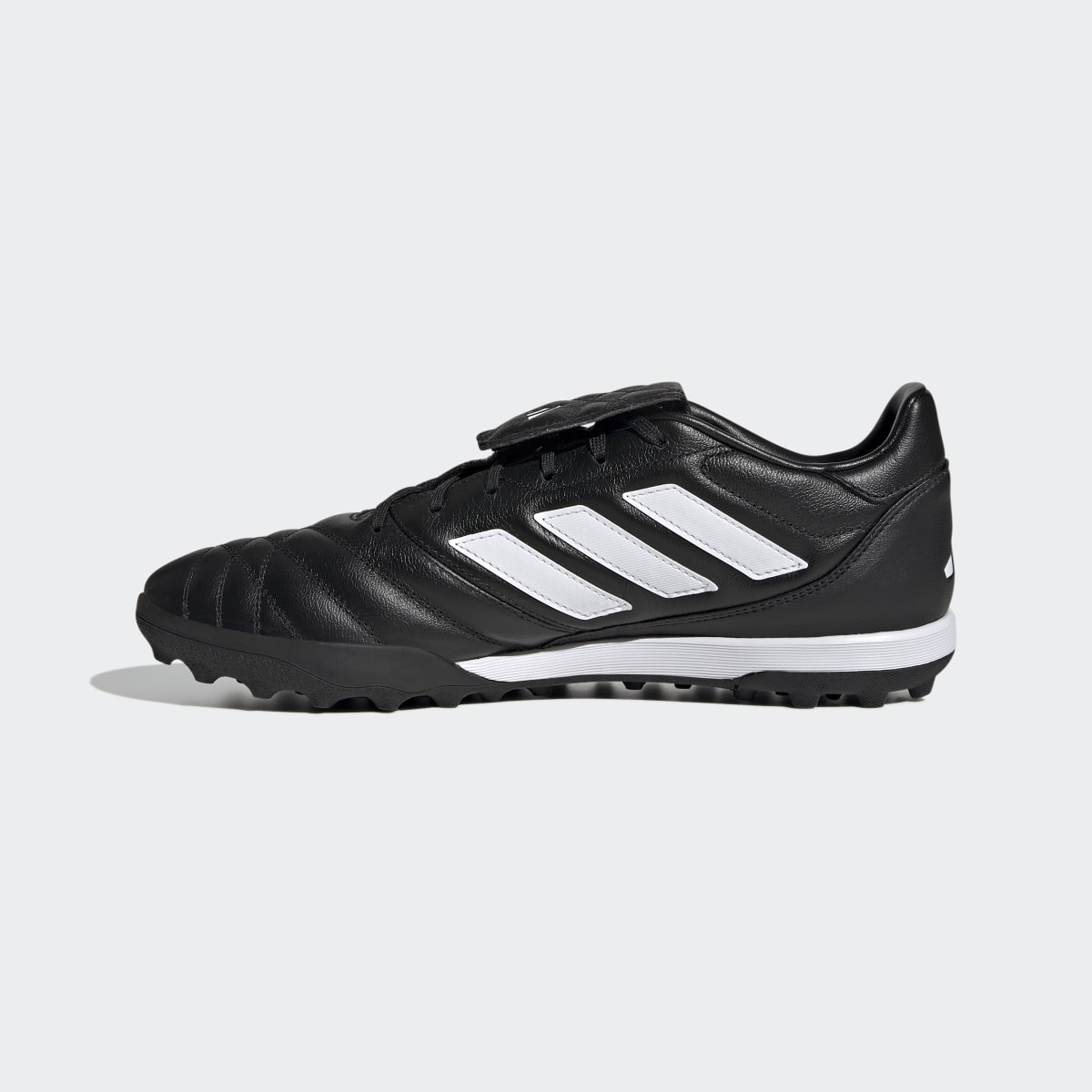 Adidas Zapatilla de fútbol Copa Gloro moqueta. 10