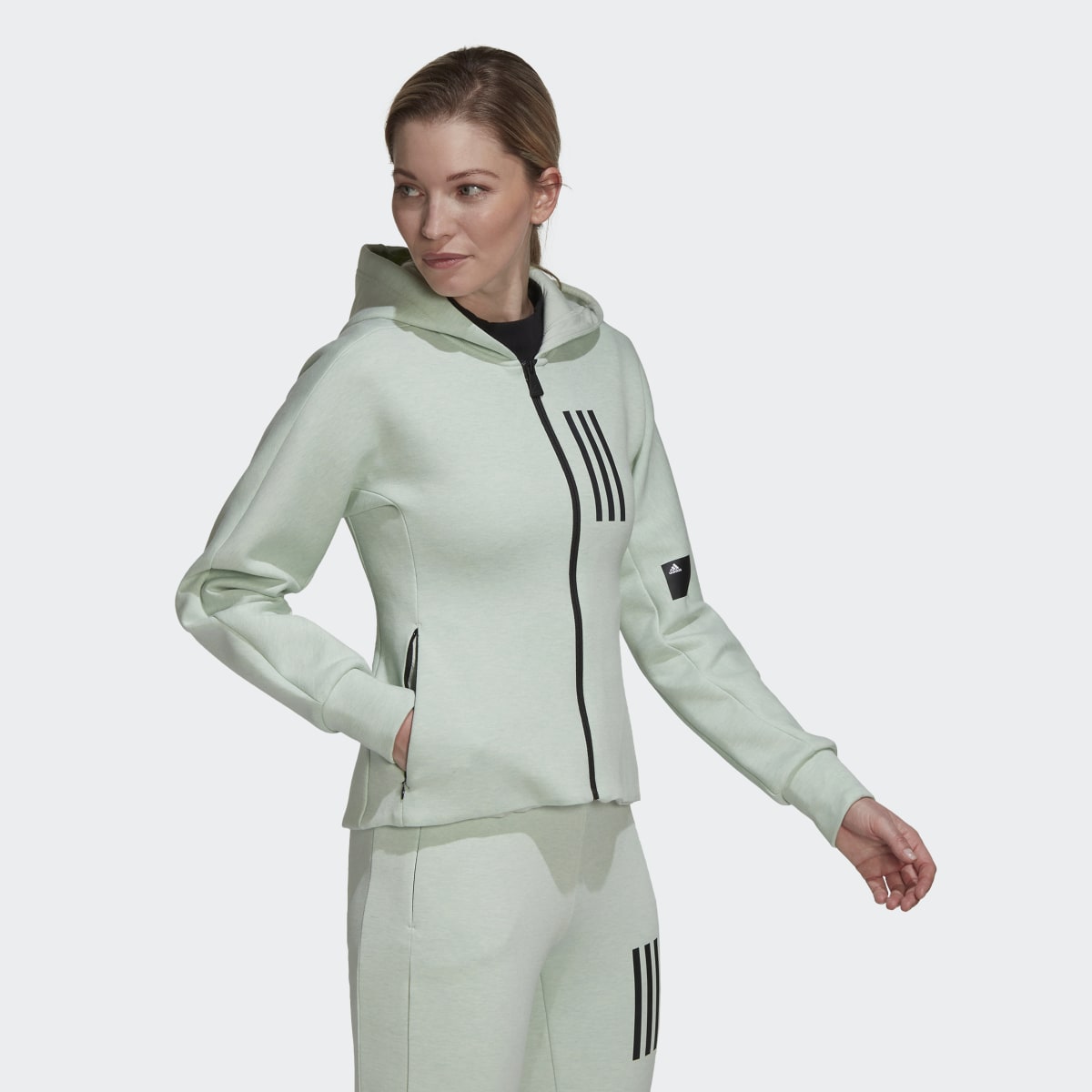 Adidas Veste à capuche entièrement zippée à la coupe slim Mission Victory. 4