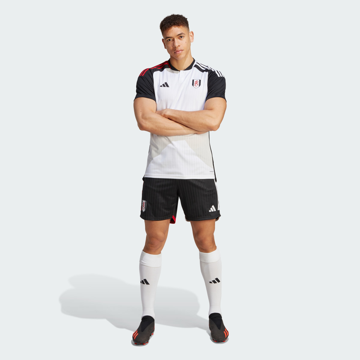 Adidas FC Fulham 23/24 Heimshorts. 5