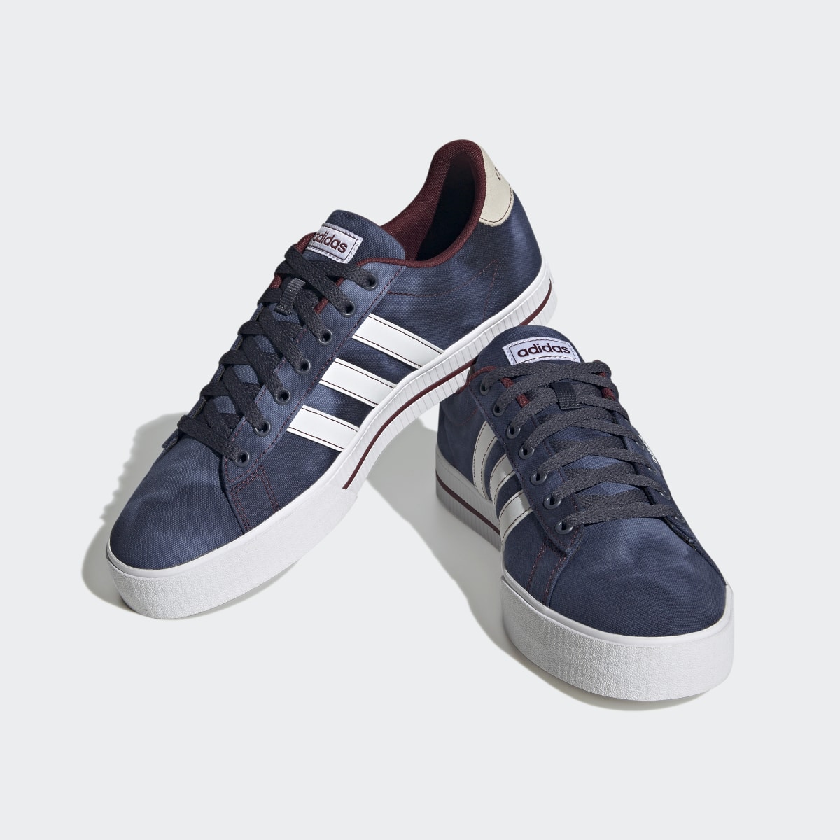 Adidas Chaussure en suède Daily 3.0 Lifestyle Skateboarding. 5