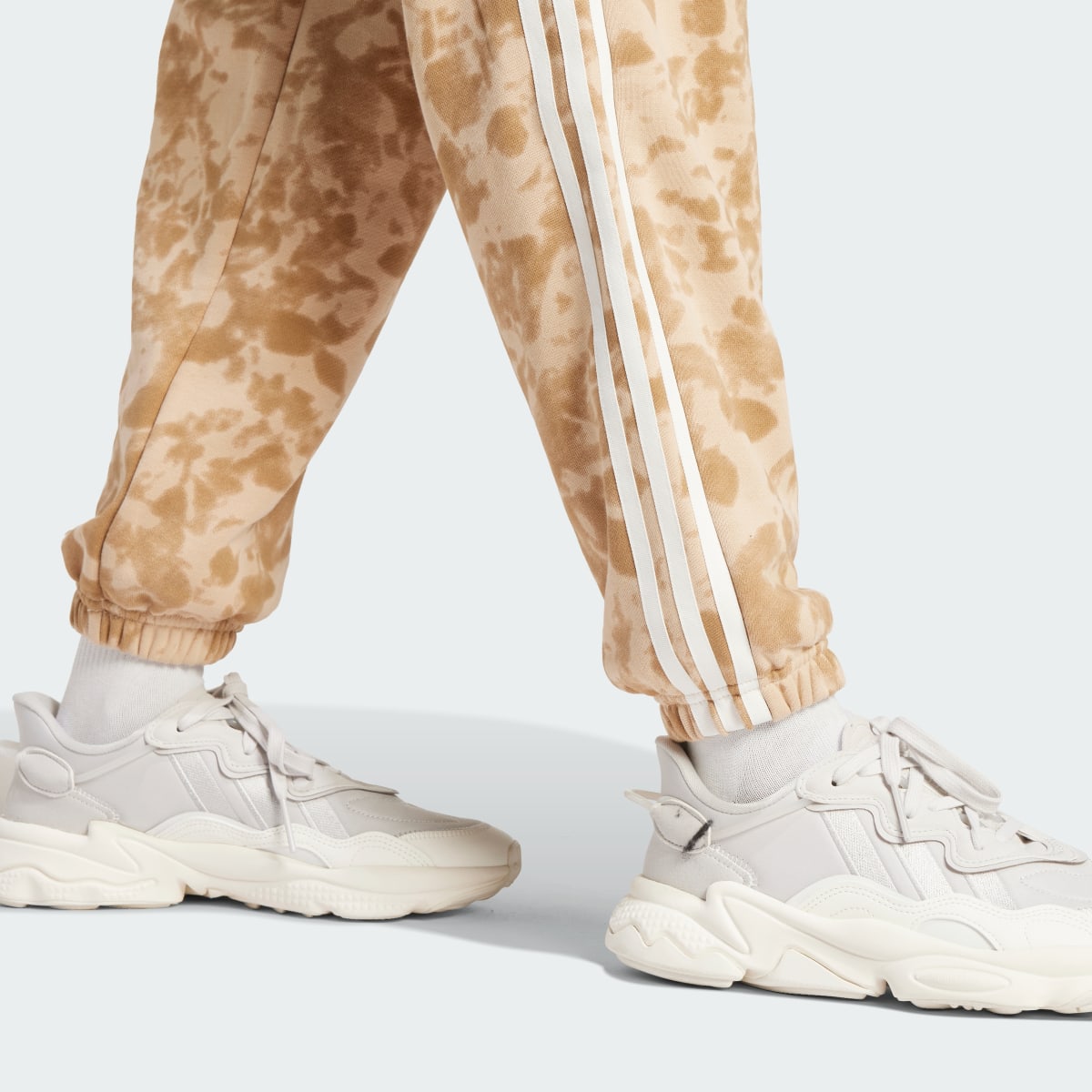 Adidas Pantalon de survêtement. 6