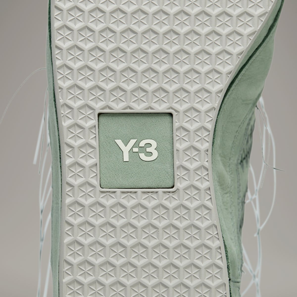 Adidas Y-3 Gazelle. 11