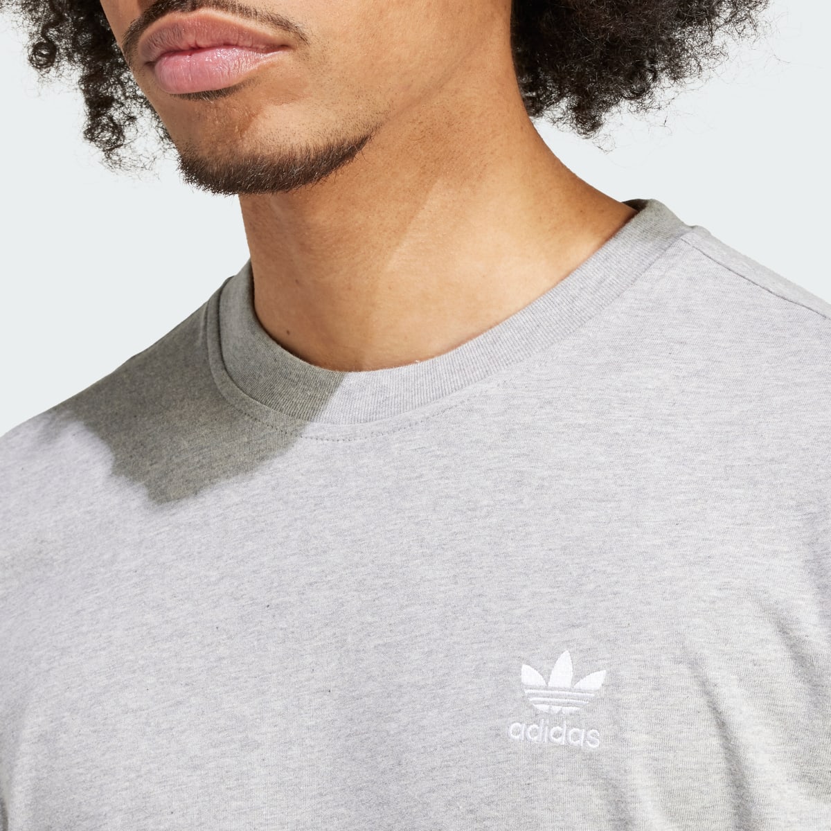 Adidas T-shirt Trefoil Essentials. 6