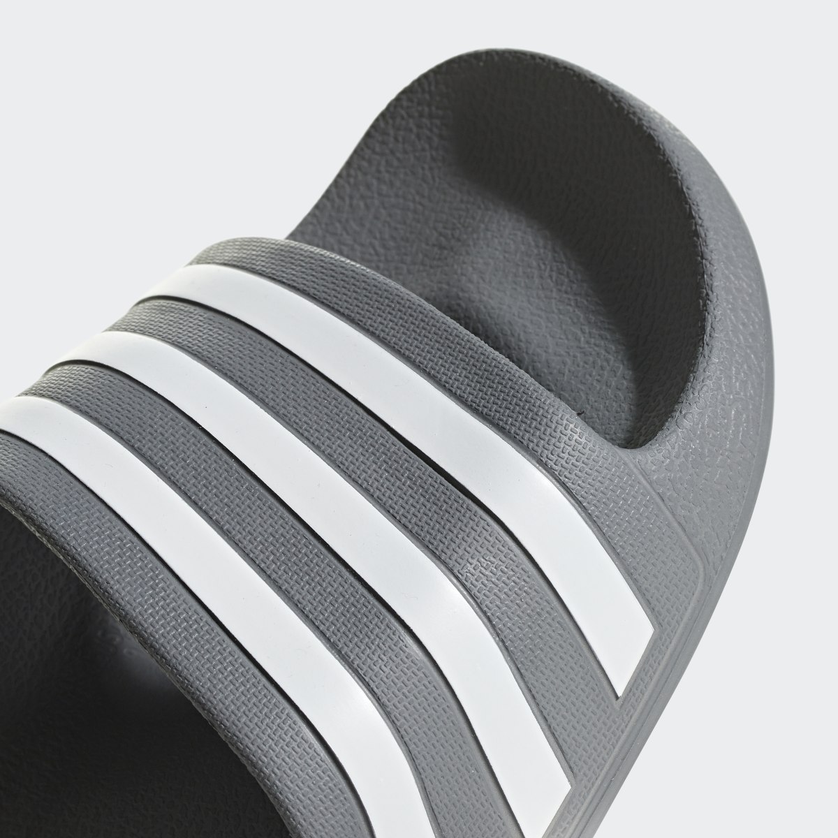 Adidas Claquette Adilette Aqua. 10