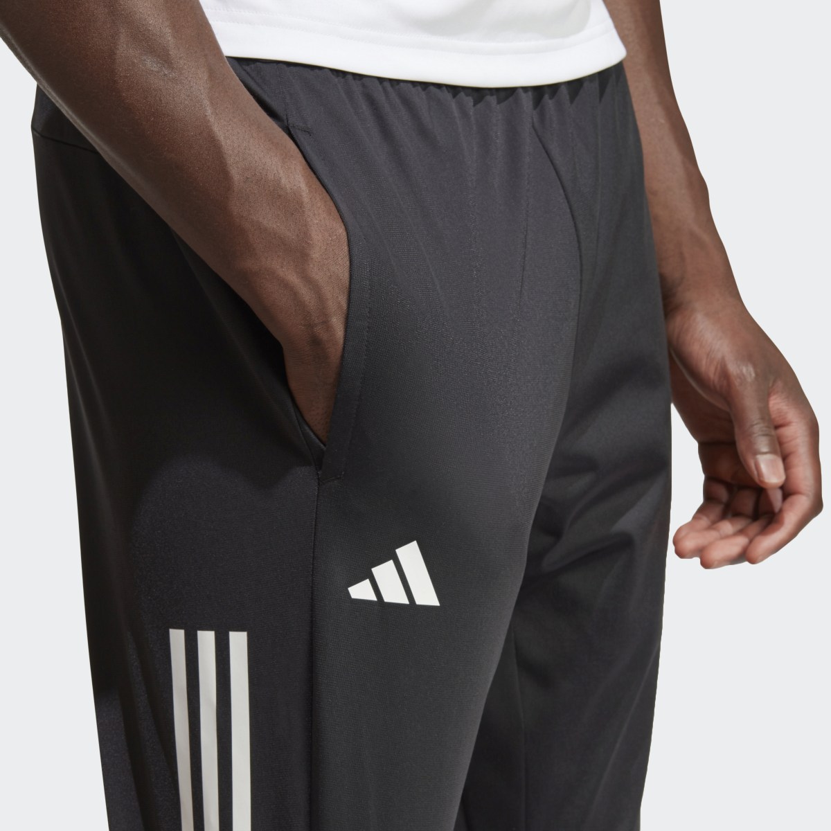 Adidas 3-Stripes Knitted Tennis Joggers. 5