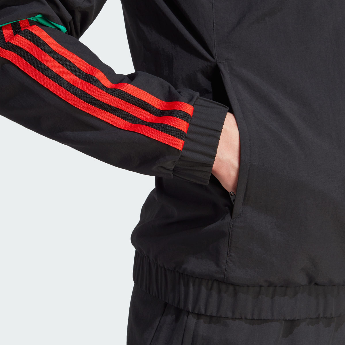 Adidas Veste de présentation Manchester United Tiro 23. 7