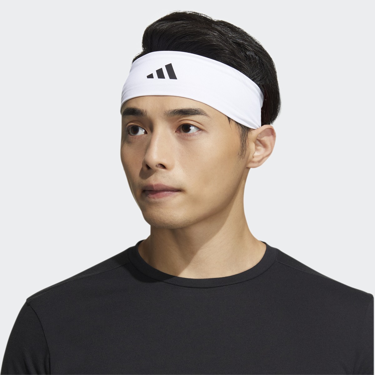 Adidas Alphaskin Headband. 4