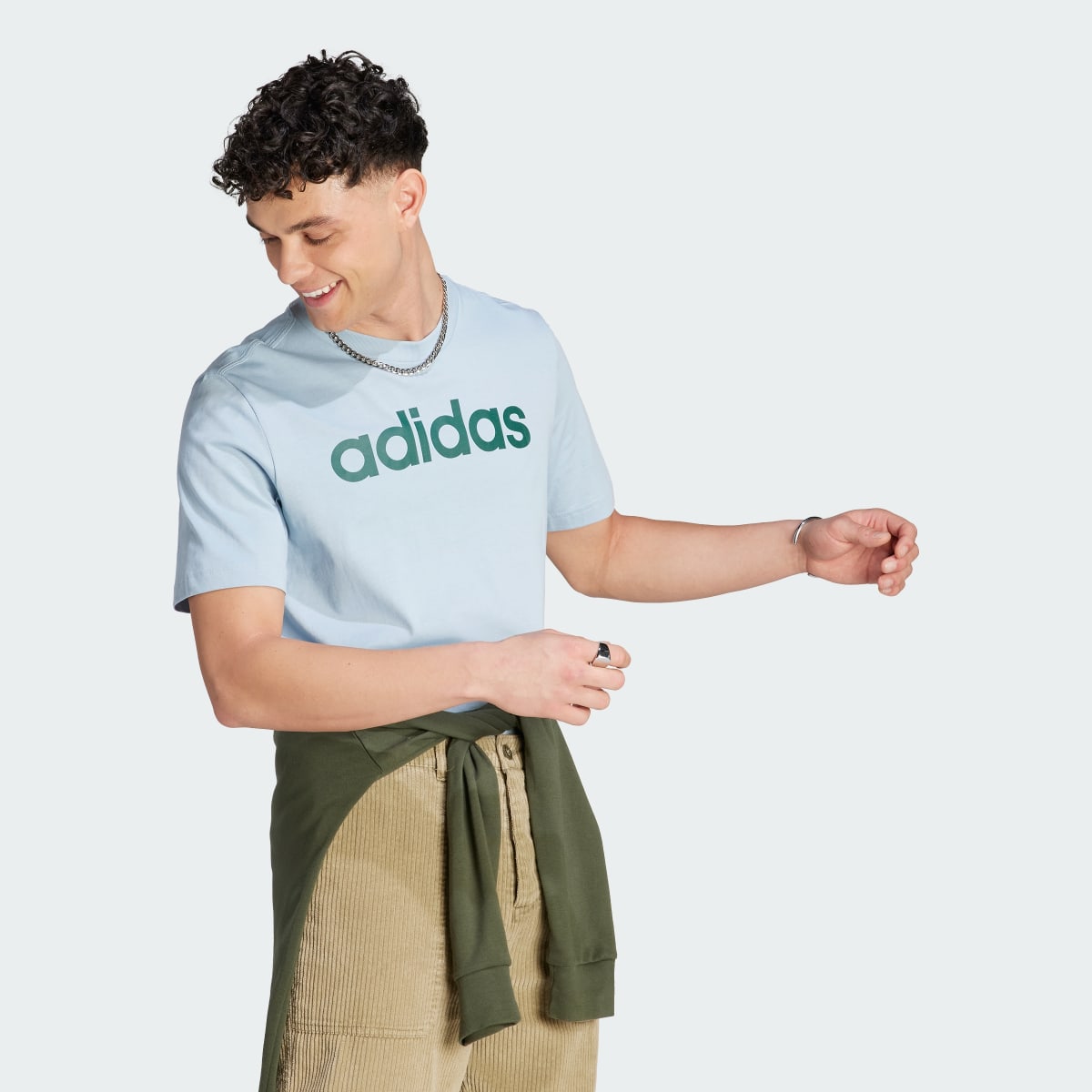 Adidas Camiseta Essentials Single Jersey Linear Embroidered Logo. 4