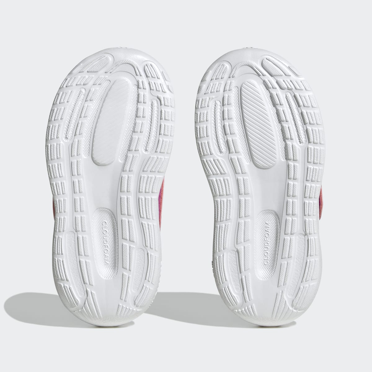 Adidas Chaussure à scratch RunFalcon 3.0. 4