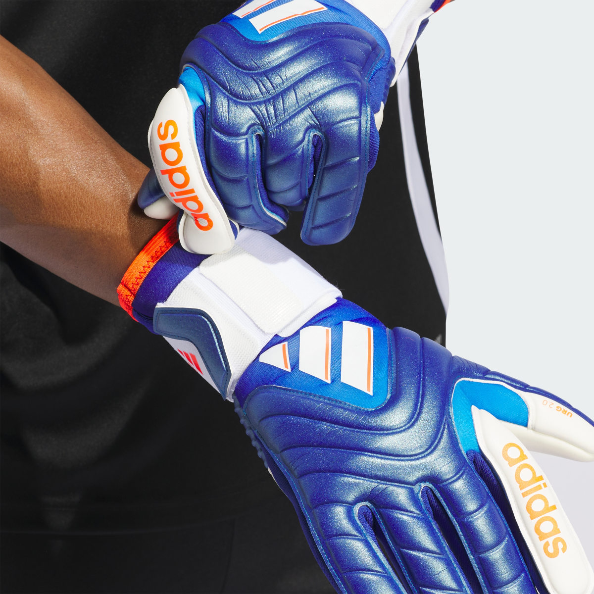 Adidas Copa Pro Goalkeeper Gloves. 4