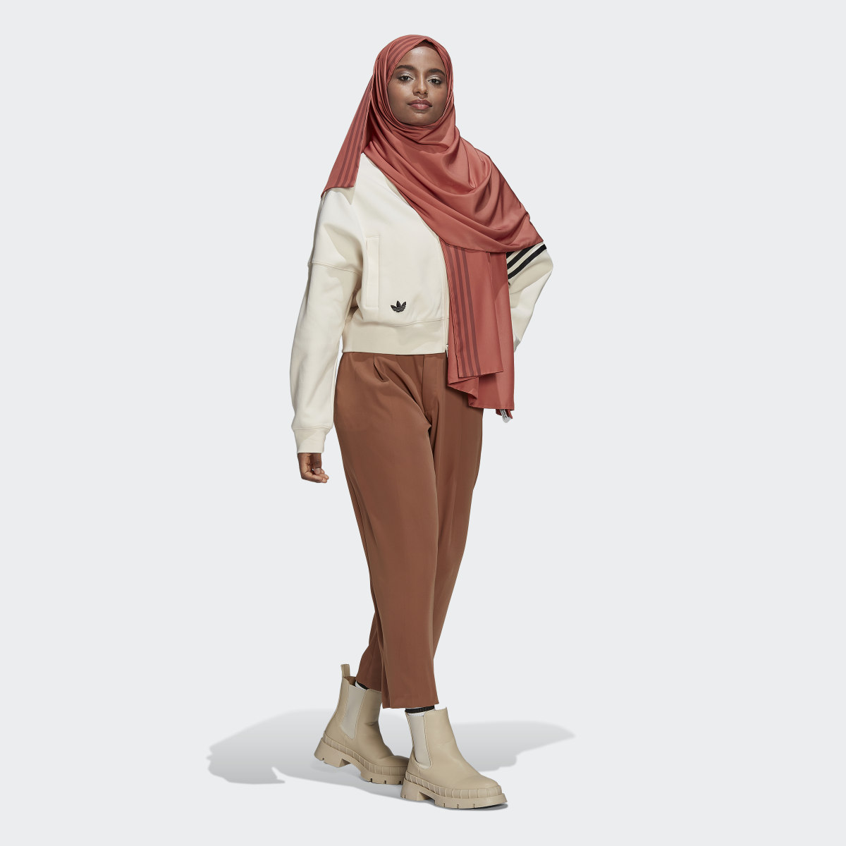 Adidas Hijab. 4