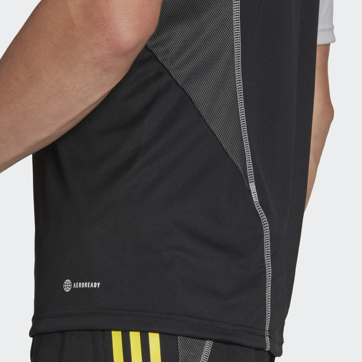 Adidas Playera Competition Tiro 23. 8