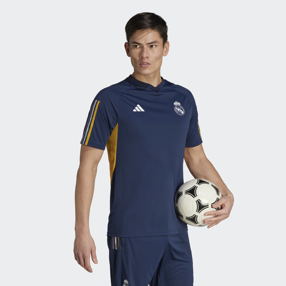 Adidas Jersey de Entrenamiento Real Madrid Tiro 23. 4