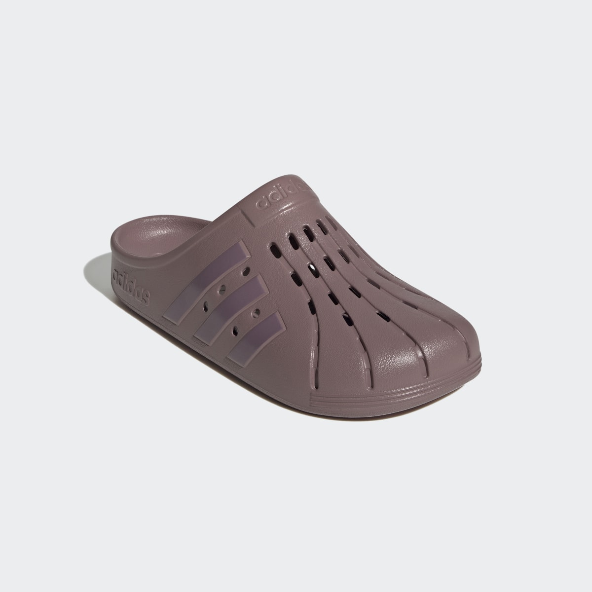 Adidas adilette Clog. 5