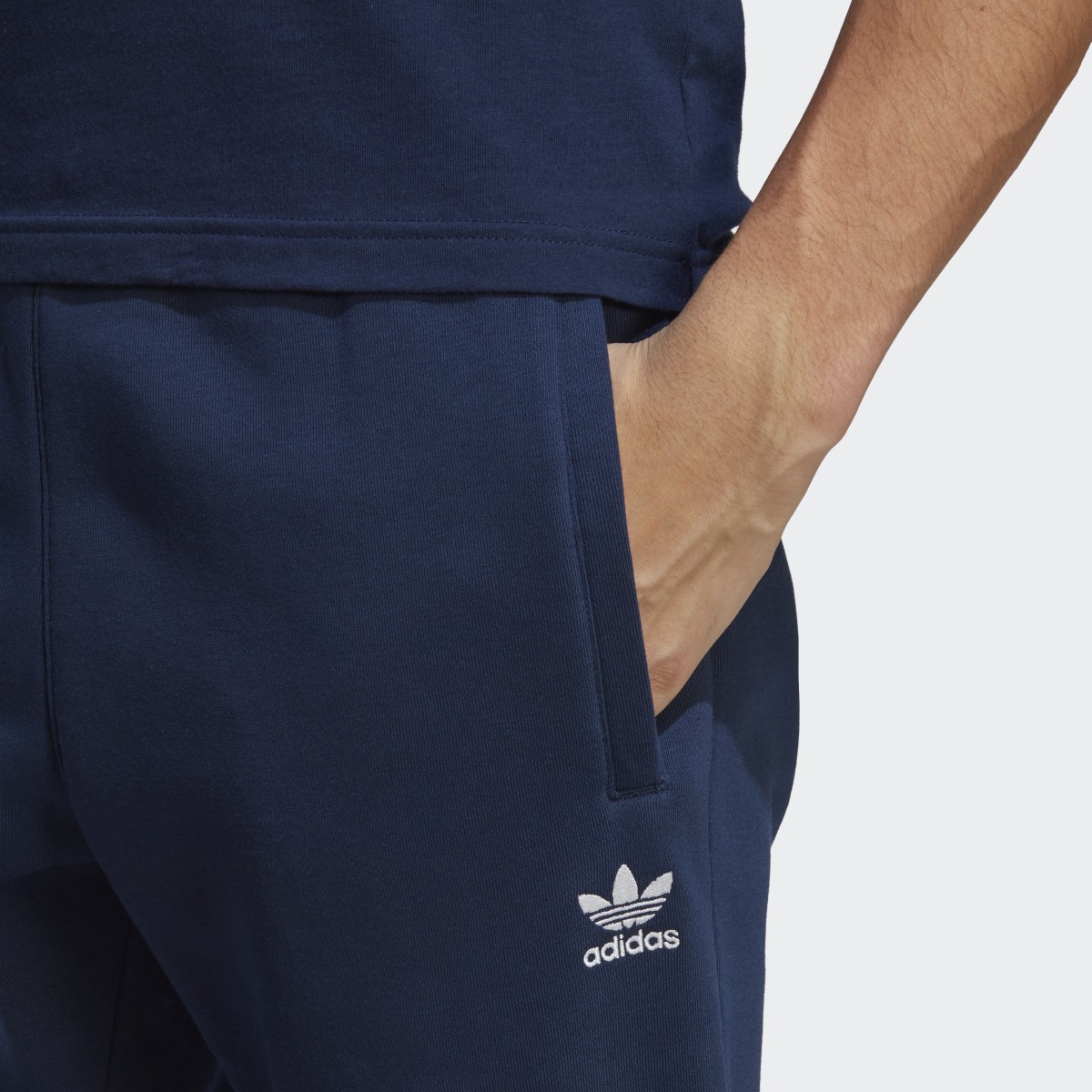 Adidas Pantaloni Trefoil Essentials. 5