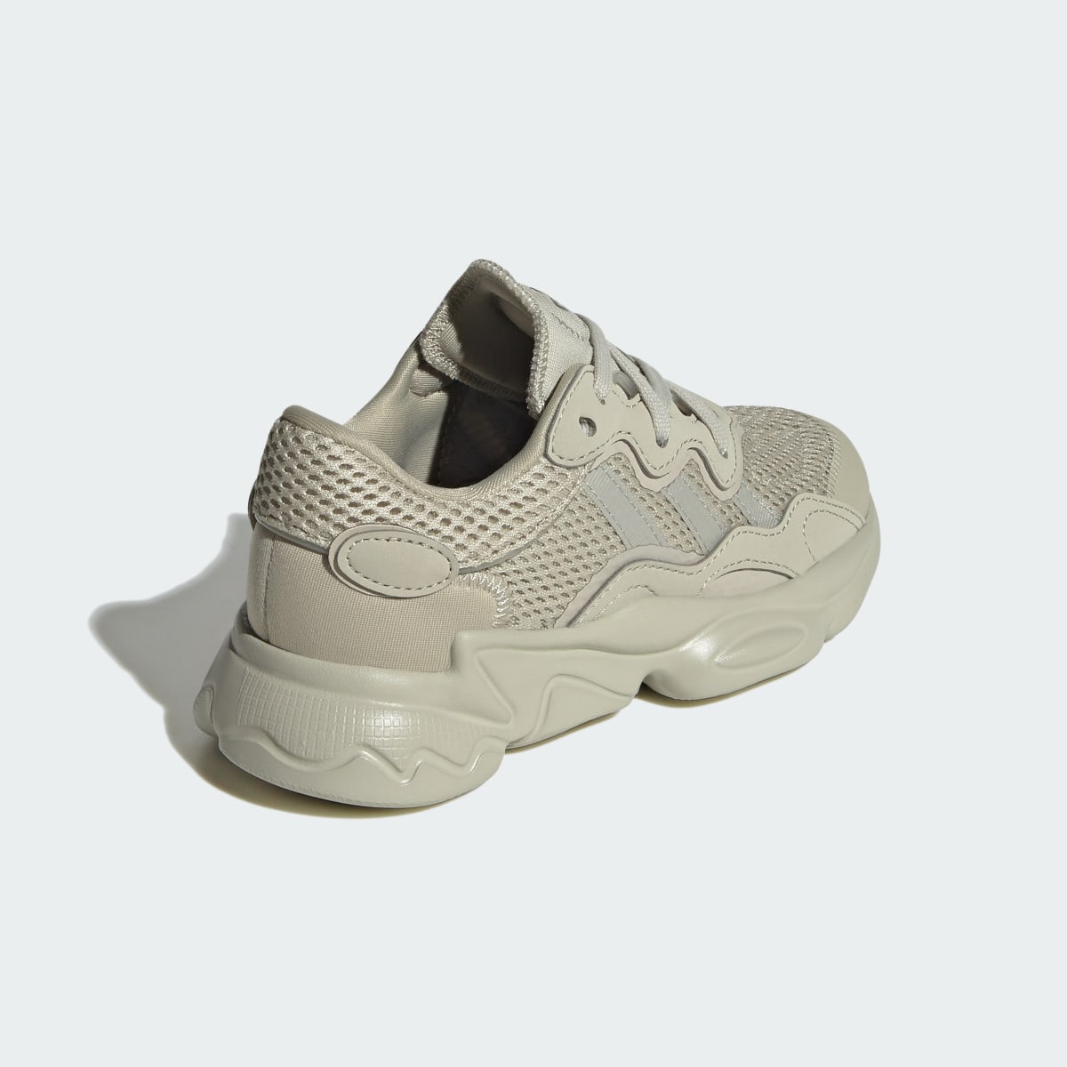 Adidas OZWEEGO Shoes Kids. 6