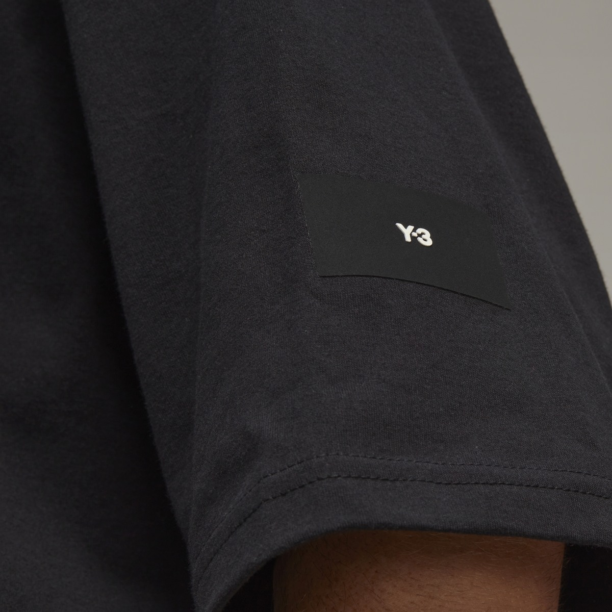 Adidas Y-3 Boxy T-Shirt. 6