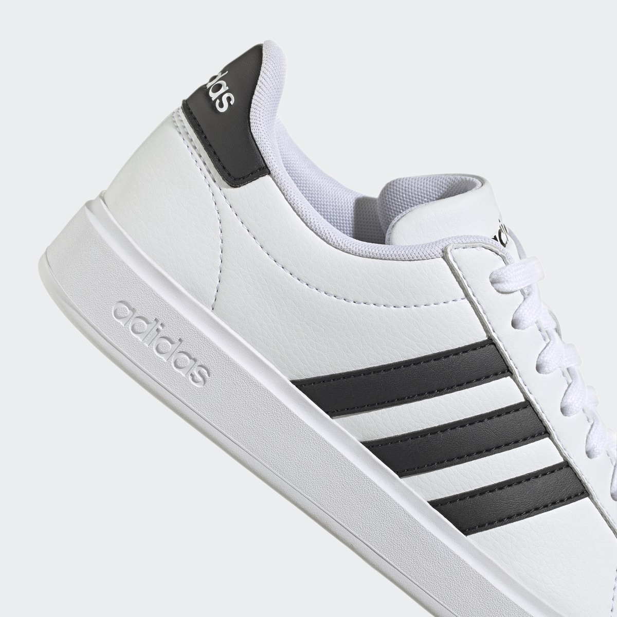 Adidas Grand Court Cloudfoam Lifestyle Court Comfort Schuh. 10