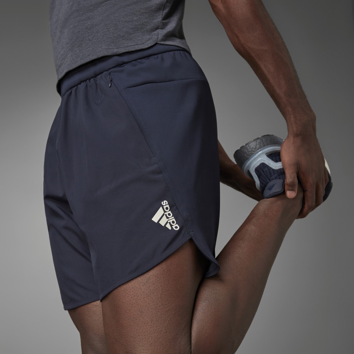 Adidas Pantalón corto Designed for Training. 6