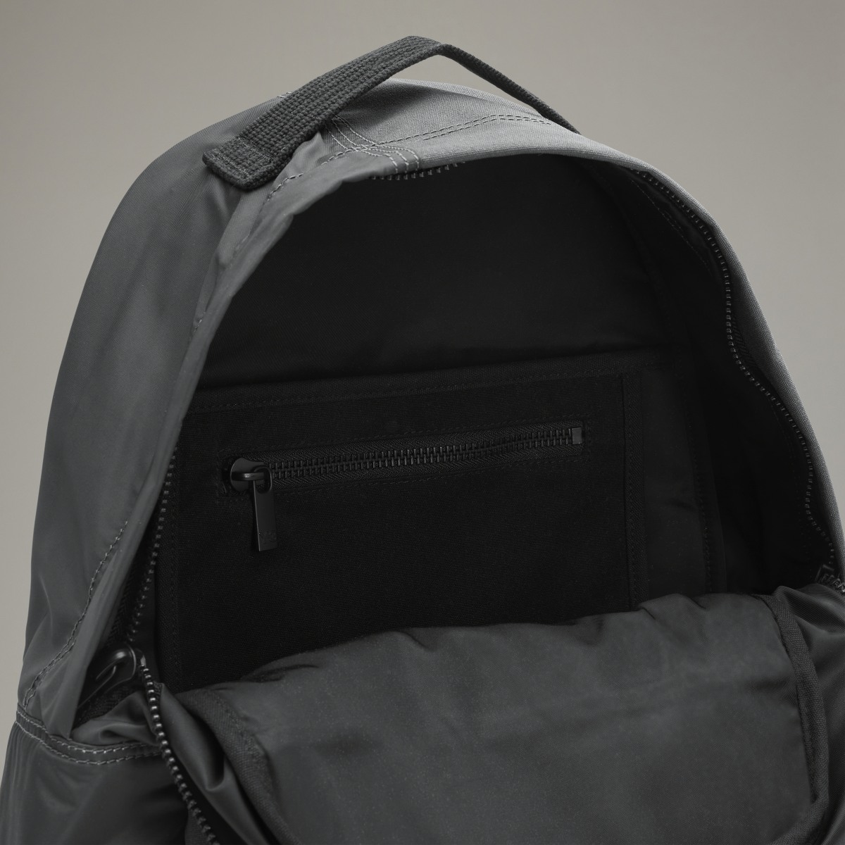 Adidas Y-3 Classic Rucksack. 4